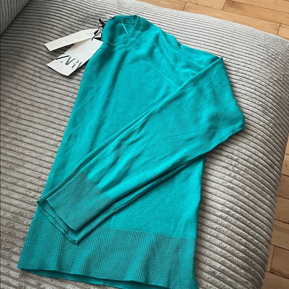 Zara Vibrant Teal Long Sleeve Top - Picture 4 of 4